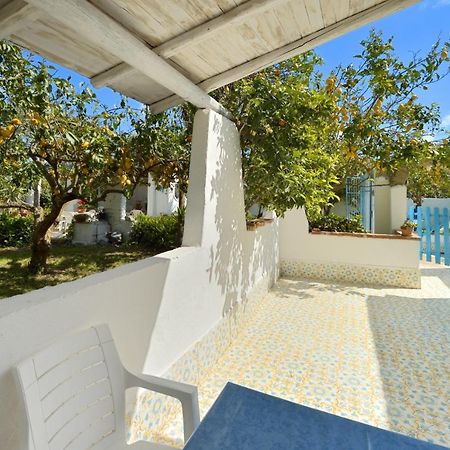 Le Querce Villa โปรชิดา ภายนอก รูปภาพ